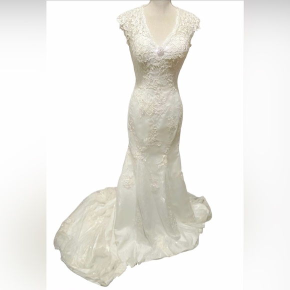 Romantic Elegant Wedding Dress French Lace  Open Back off-white Sz S - Picture 1 of 10